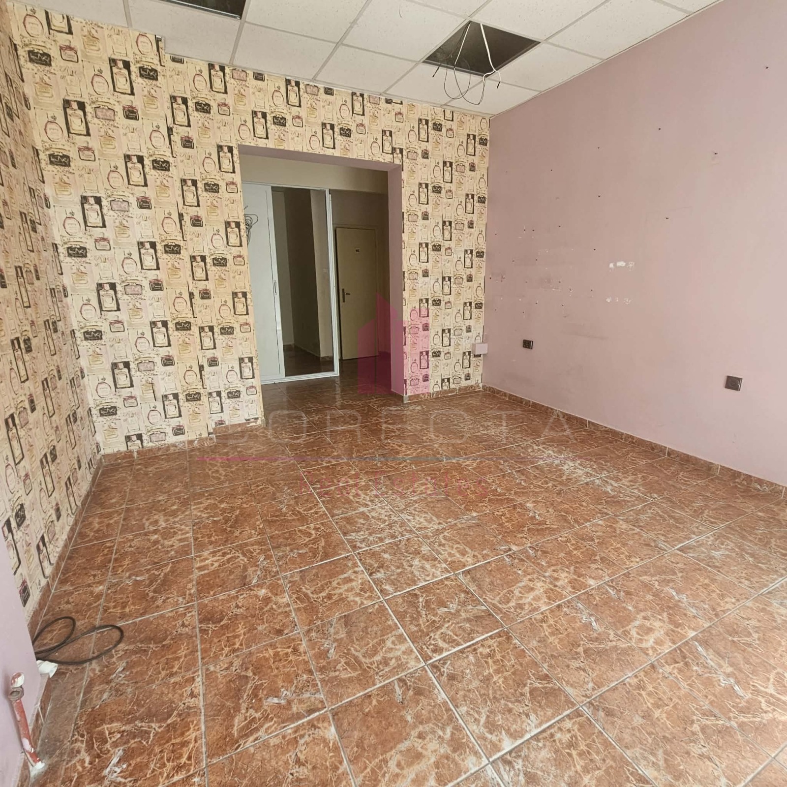 Дава под наем МАГАЗИН, гр. Русе, Център