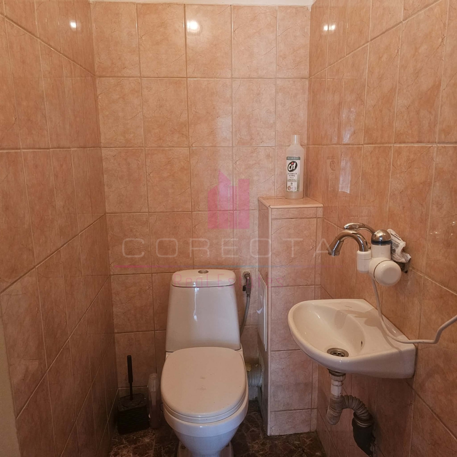 Дава под наем МАГАЗИН, гр. Русе, Център, снимка 2 - Магазини - 54254584