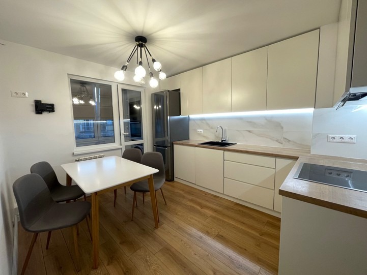 Vuokrattavana  1 makuuhuone Sofia , Mladost 1 , 60 neliömetriä | 97278255 - kuva [2]