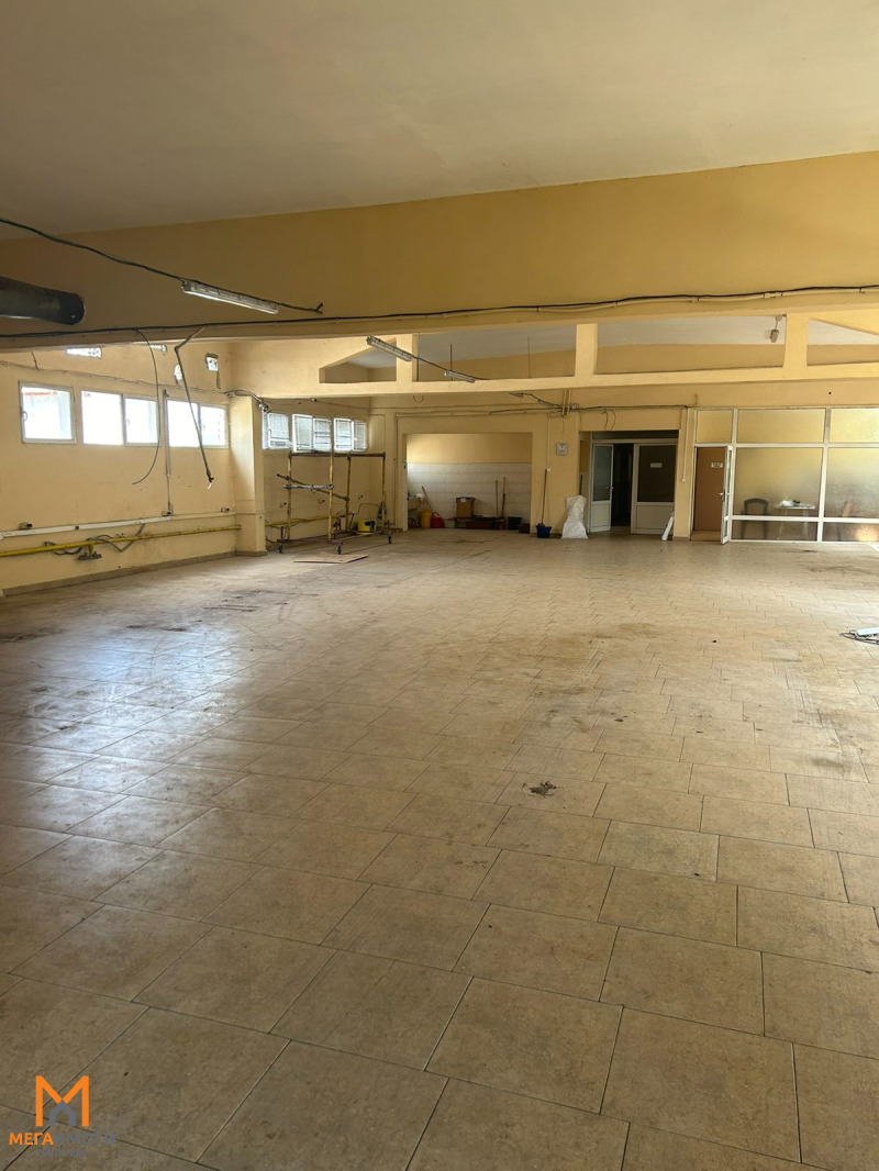 Дава под наем СКЛАД, гр. Севлиево, област Габрово, снимка 5 - Складове - 53329114