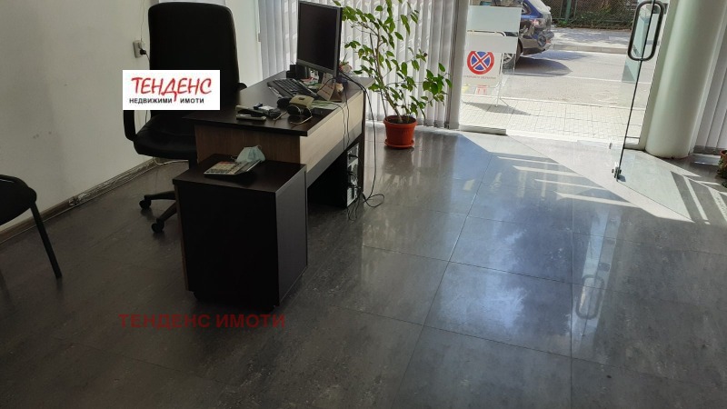 Дава под Наем ОФИС в град Кърджали, Център - 60 кв.м / 400 € » 782.33 лв., ТЕНДЕНС ИМОТИ