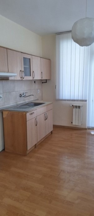 Para alugar  2 quartos Sofia , Mladost 1 , 106 m² | 28181587