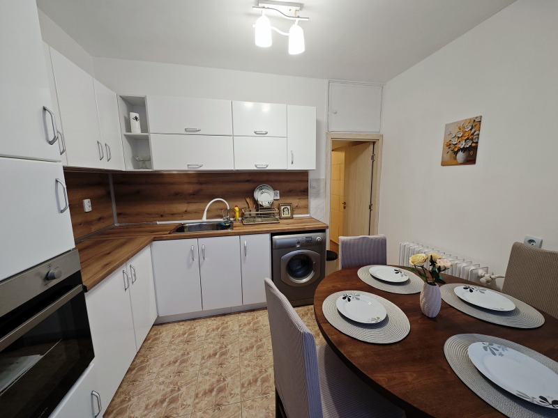 Дава под наем 3-СТАЕН, гр. София, Гоце Делчев, снимка 5 - Апартаменти - 53245160