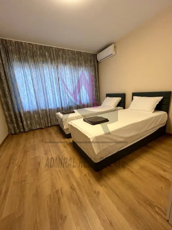 Издаје се  3 спаваће собе Варна , Центар , 125 м2 | 68185907 - слика [5]