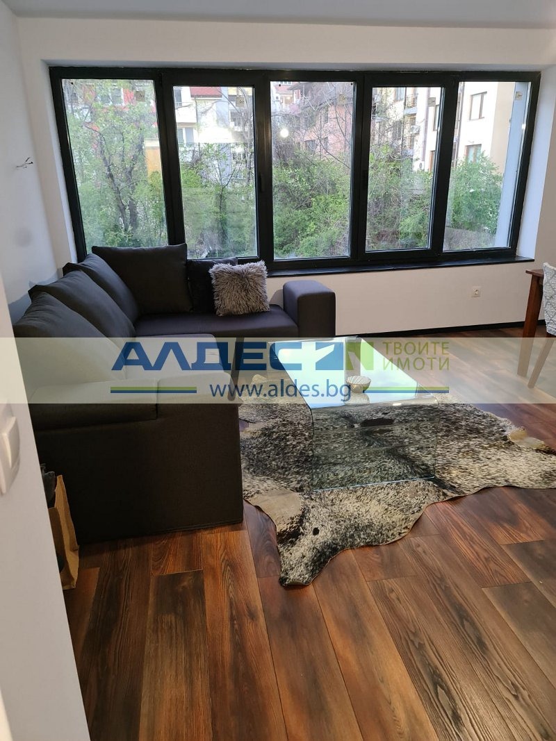 Zu vermieten  1 Schlafzimmer Sofia , Manastirski liwadi , 70 qm | 39725119