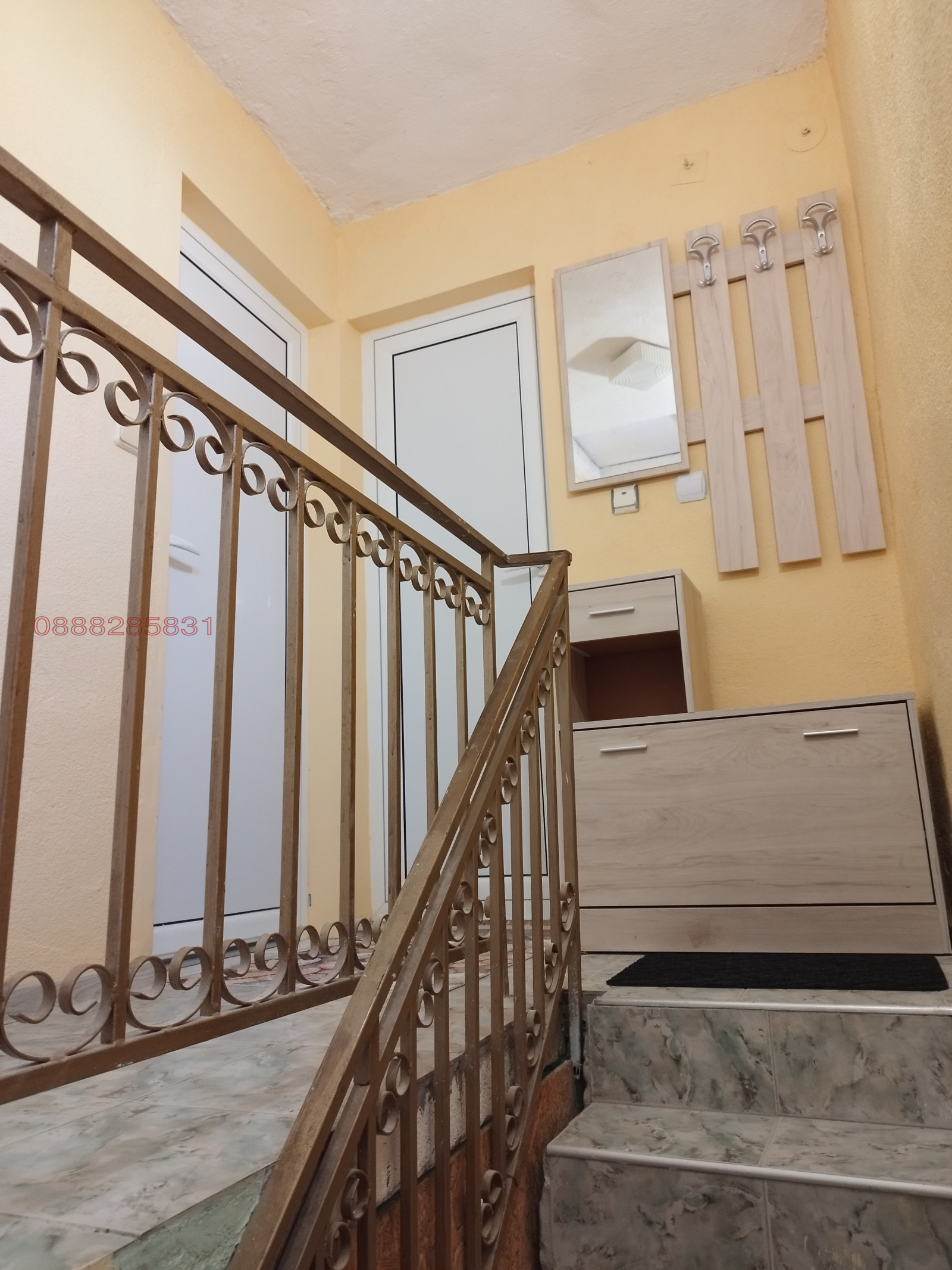 Дава под наем ЕТАЖ ОТ КЪЩА, гр. Варна, м-т Горна Трака, снимка 15 - Етаж от къща - 54140701