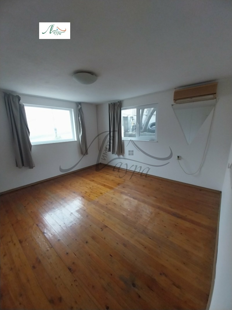 Дава под наем 2-СТАЕН, гр. Шумен, Военно училище, снимка 8 - Апартаменти - 52892176