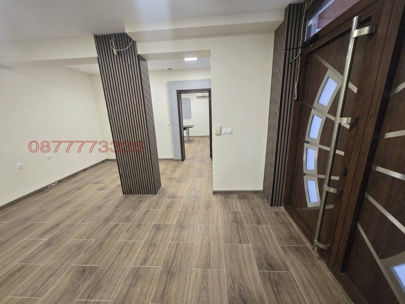 Дава под наем ОФИС, гр. Варна, Трошево, снимка 11 - Офиси - 53150619