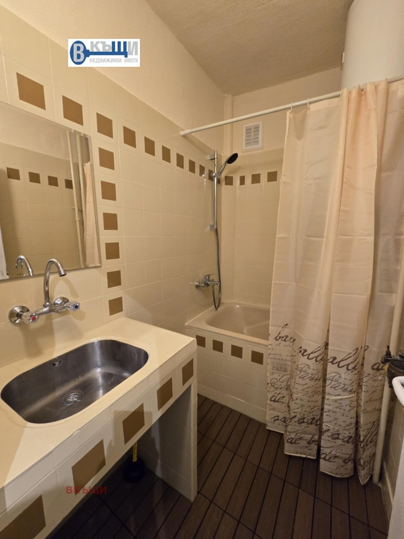 Дава под наем 3-СТАЕН, гр. Велико Търново, Център, снимка 11 - Апартаменти - 52235533