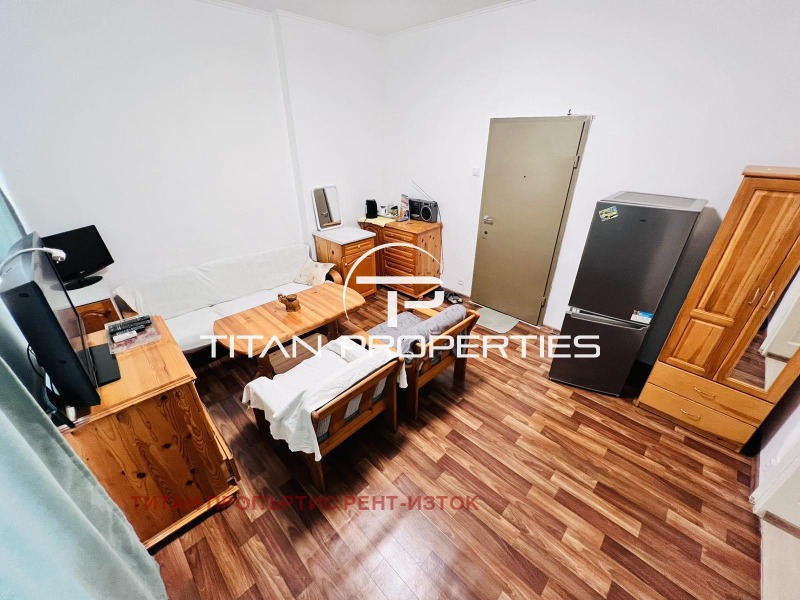 For Rent  1 bedroom Burgas , Tsentar , 50 sq.m | 33579995 - image [3]