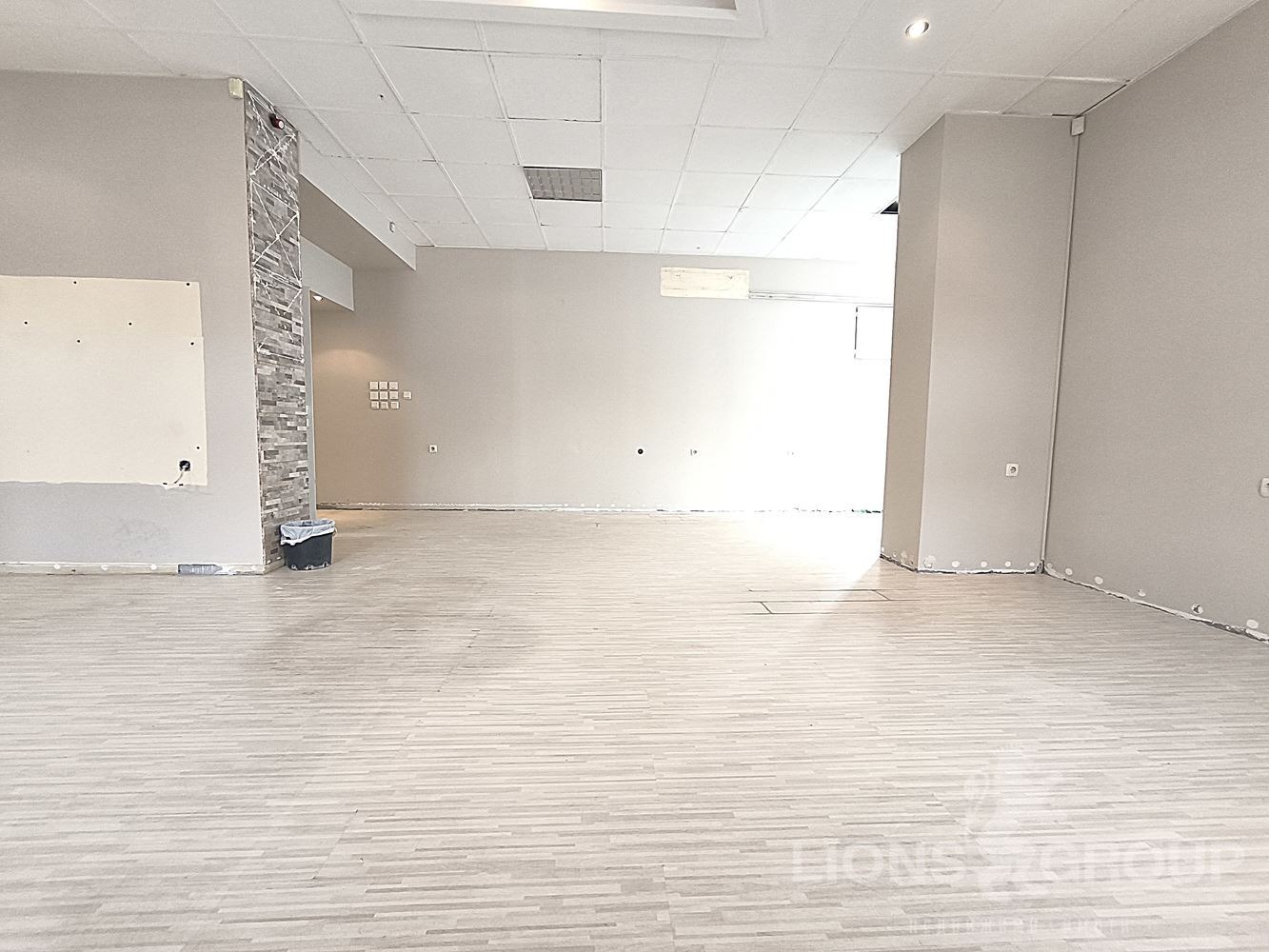 Дава под наем ОФИС, гр. Варна, Център, снимка 3 - Офиси - 53746502