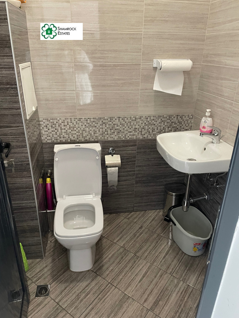 K pronájmu  Podkroví Sofia , Zona B-18 , 16 m2 | 55163882 - obraz [5]