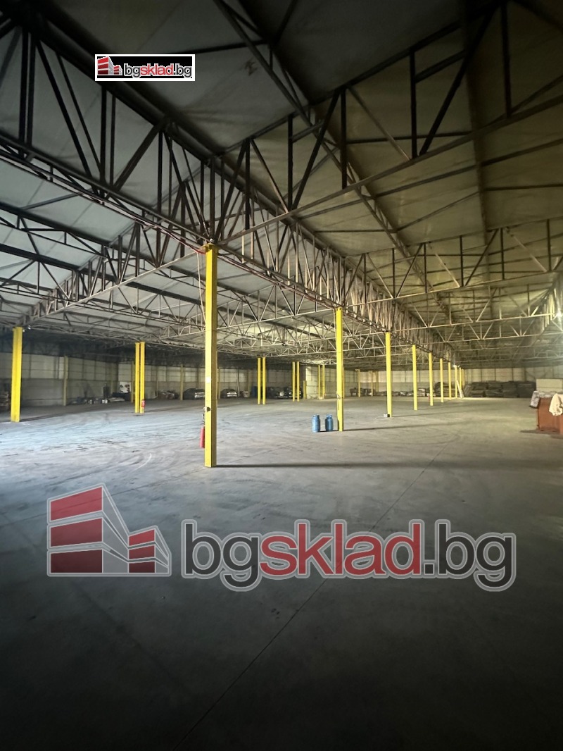 A louer  Stockage Sofia , Orlandovtsi , 2600 m² | 21400009