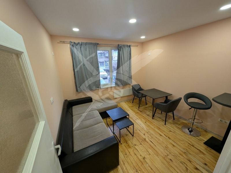 Дава под наем 2-СТАЕН, гр. София, Лозенец, снимка 2 - Апартаменти - 53339793