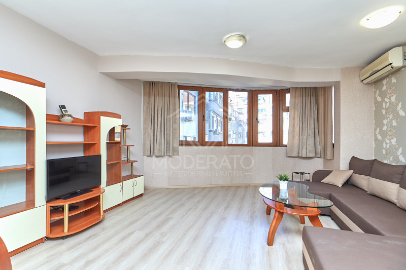 В аренду  2 спальни Бургас , Възраждане , 80 кв.м | 98584440