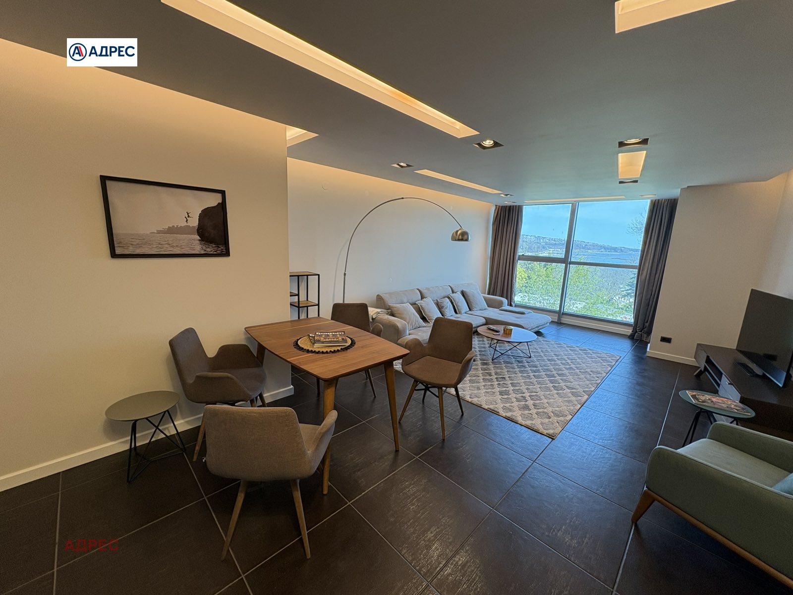 Дава под наем 3-СТАЕН, гр. Варна, Гръцка махала