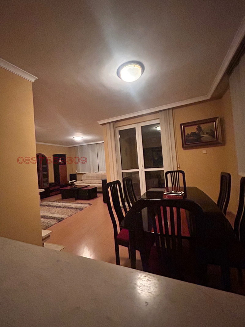 För uthyrning  3 sovrum Sofia , Krasno selo , 140 kvm | 46047811 - bild [8]