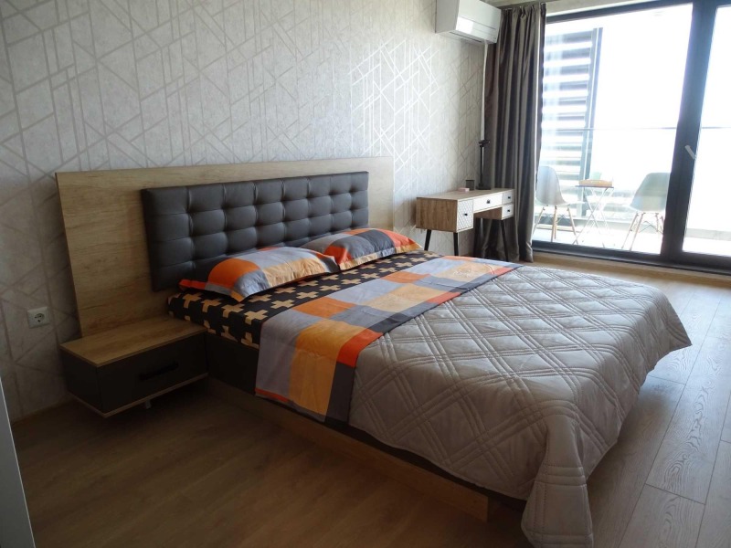 En renta  1 dormitorio Varna , Briz , 76 metros cuadrados | 37805865 - imagen [2]