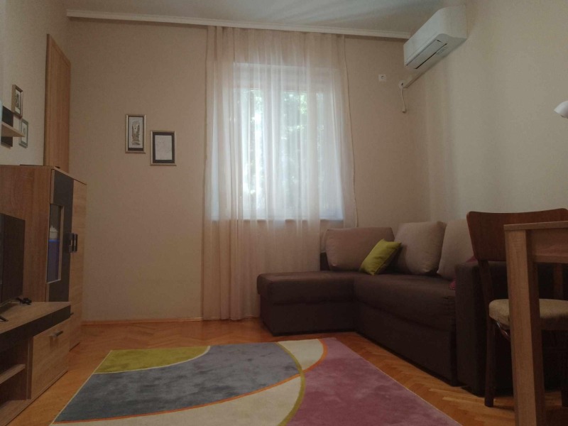 En renta  1 dormitorio Burgas , Tsentar , 72 metros cuadrados | 67436773 - imagen [6]