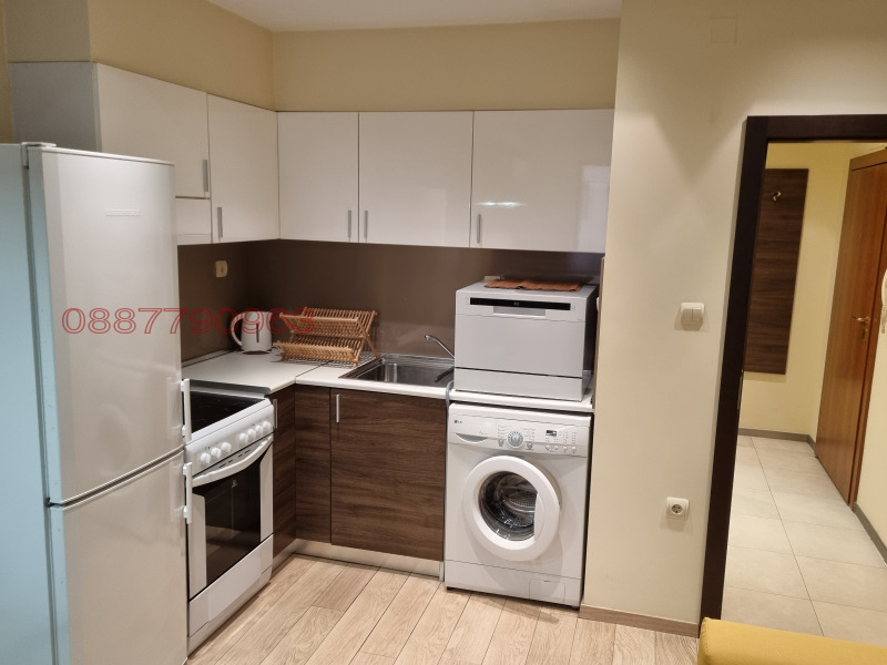 Дава под наем 2-СТАЕН, гр. Пловдив, Център, снимка 4 - Апартаменти - 52885346