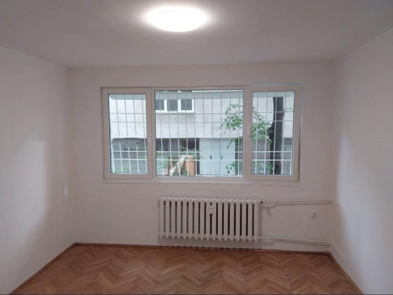 För uthyrning  2 sovrum Sofia , Ivan Vazov , 90 kvm | 72969169 - bild [2]