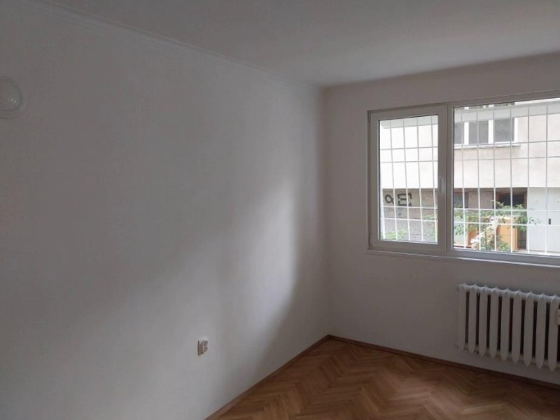 För uthyrning  2 sovrum Sofia , Ivan Vazov , 90 kvm | 72969169 - bild [3]
