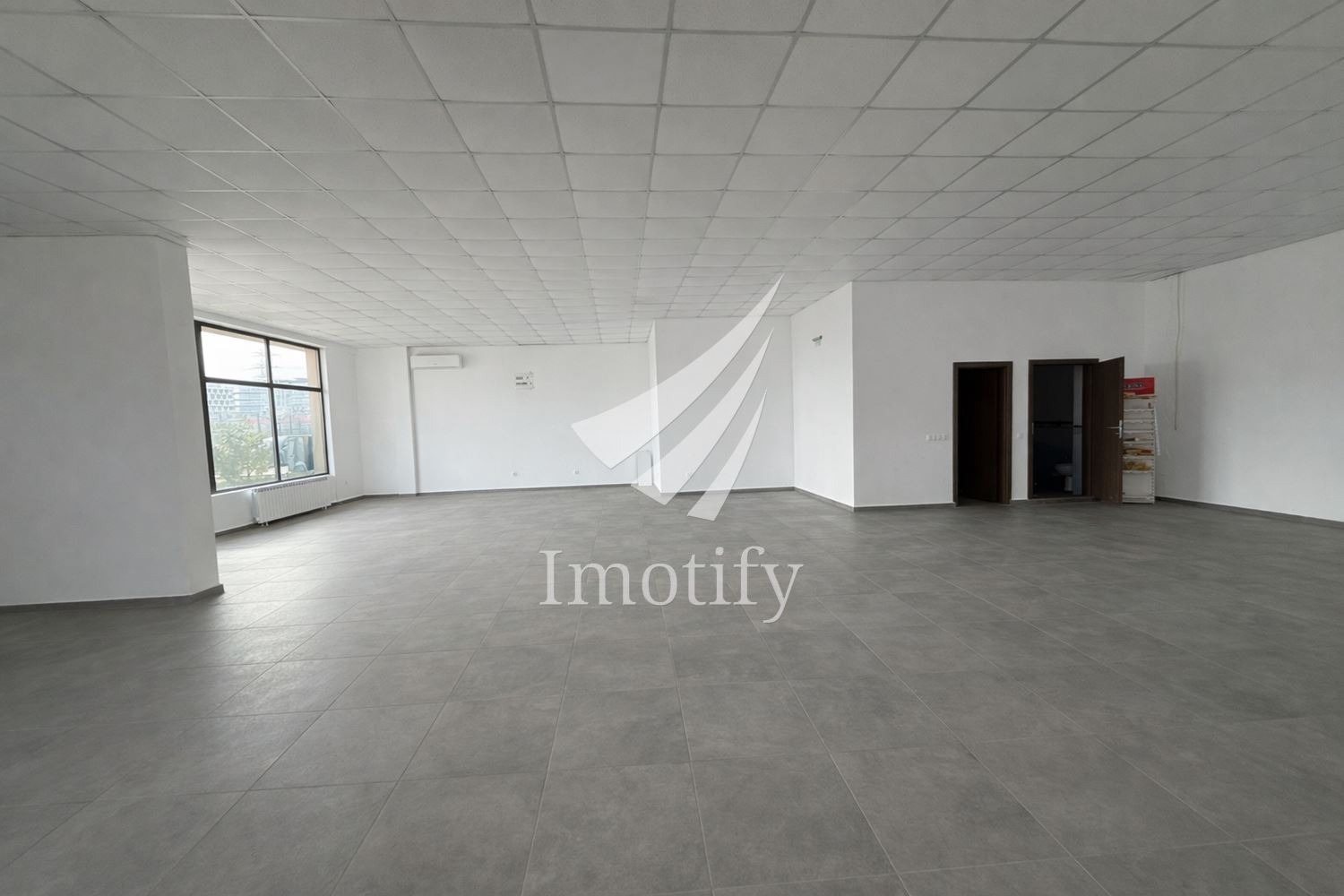 Дава под наем МАГАЗИН, гр. София, Младост 4