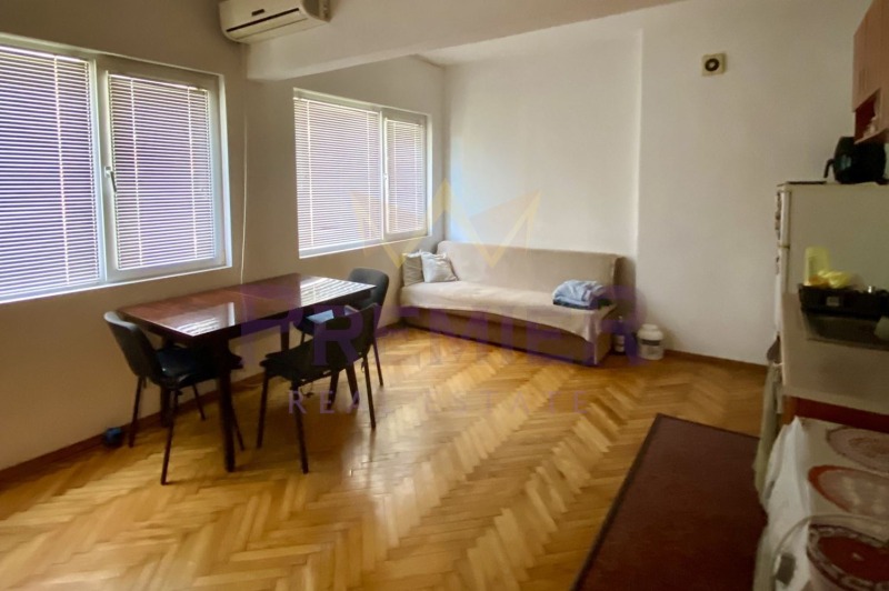 Издаје се  1 спаваћа соба Варна , Центар , 65 м2 | 13575876 - слика [2]