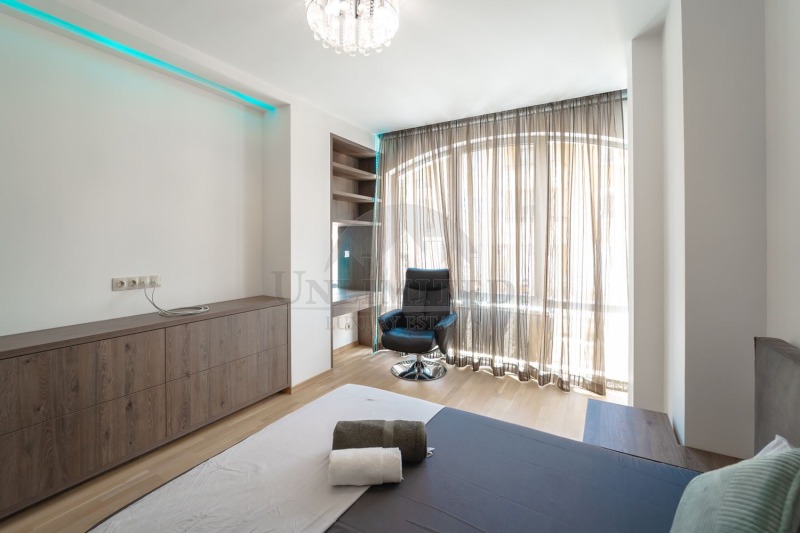 В аренду  3 спальни София , Изток , 220 кв.м | 32125823 - изображение [9]