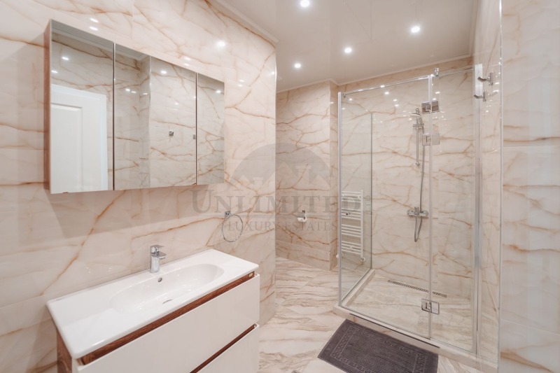 В аренду  3 спальни София , Изток , 220 кв.м | 32125823 - изображение [13]