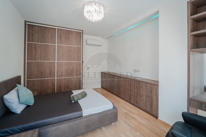 В аренду  3 спальни София , Изток , 220 кв.м | 32125823 - изображение [14]