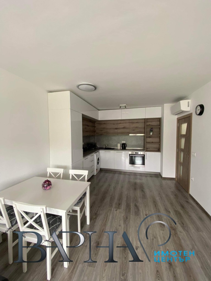 Дава под наем 2-СТАЕН, гр. Варна, Младост 1