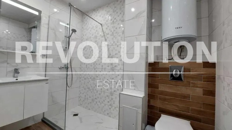 Дава под наем 3-СТАЕН, гр. Варна, Център, снимка 6 - Апартаменти - 52114643