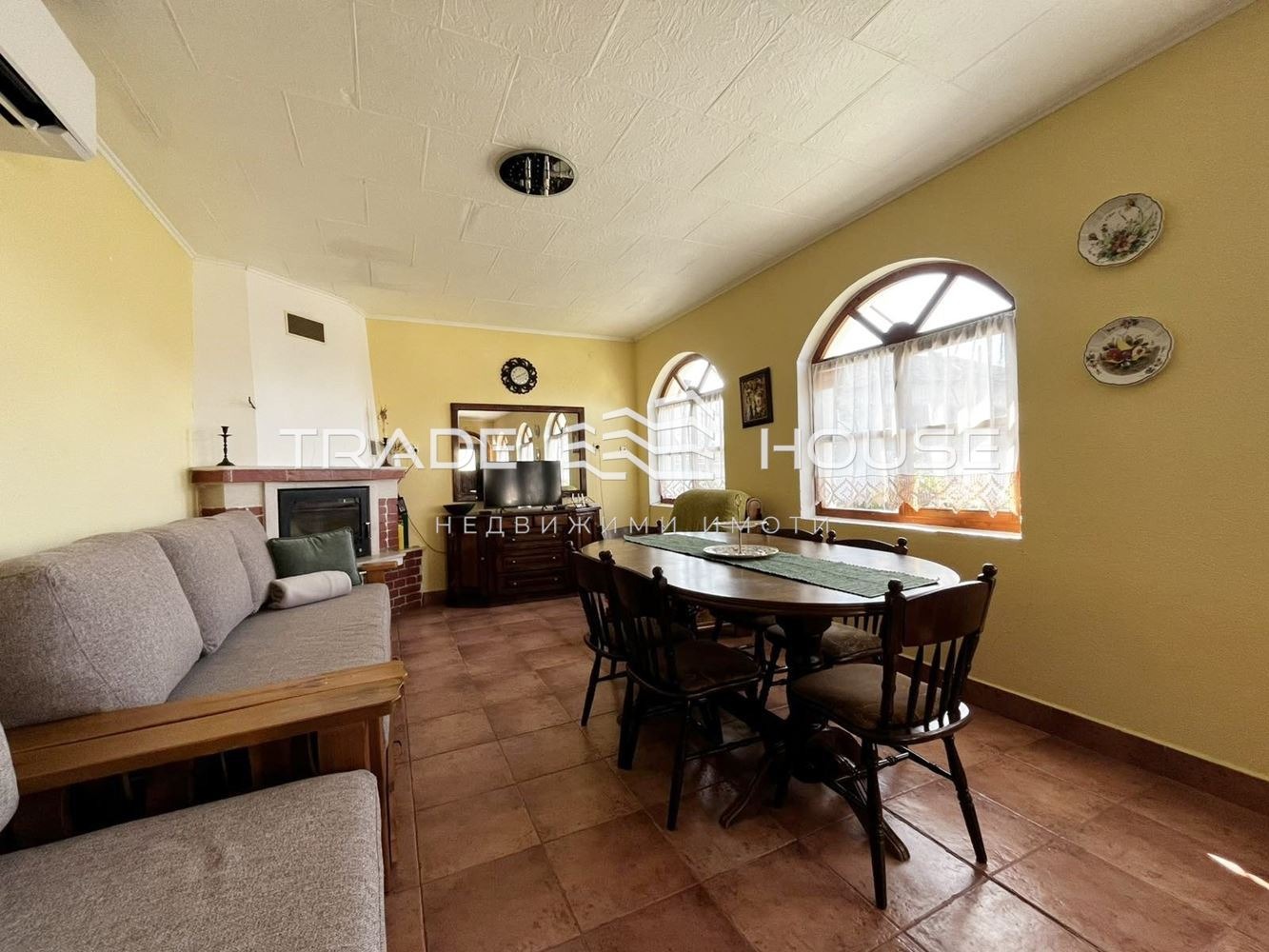 Дава под наем КЪЩА, с. Стрелци, област Пловдив