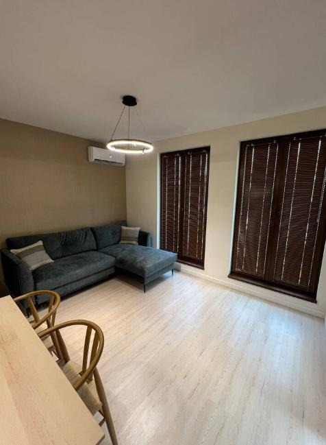 Para alugar  1 quarto Plovdiv , Proslav , 60 m² | 28848140
