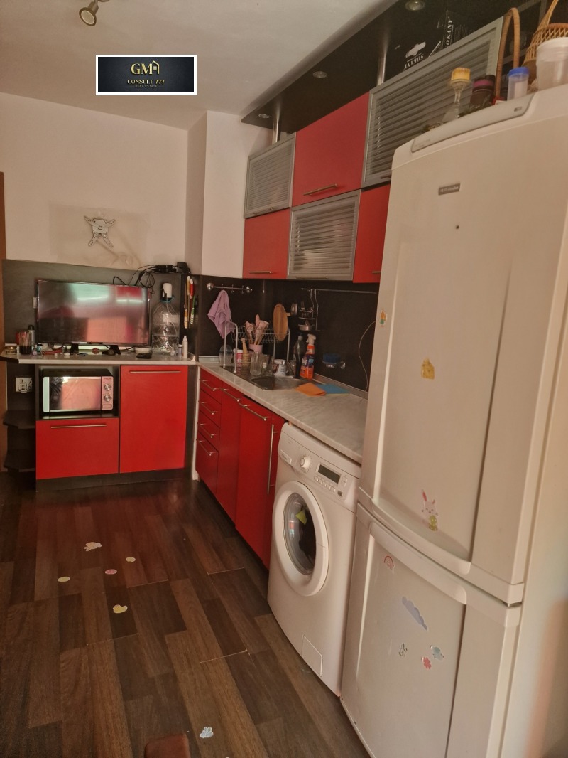 Издаје се  2 спаваће собе Плевен , Сторгозија , 70 м2 | 26080937 - слика [5]