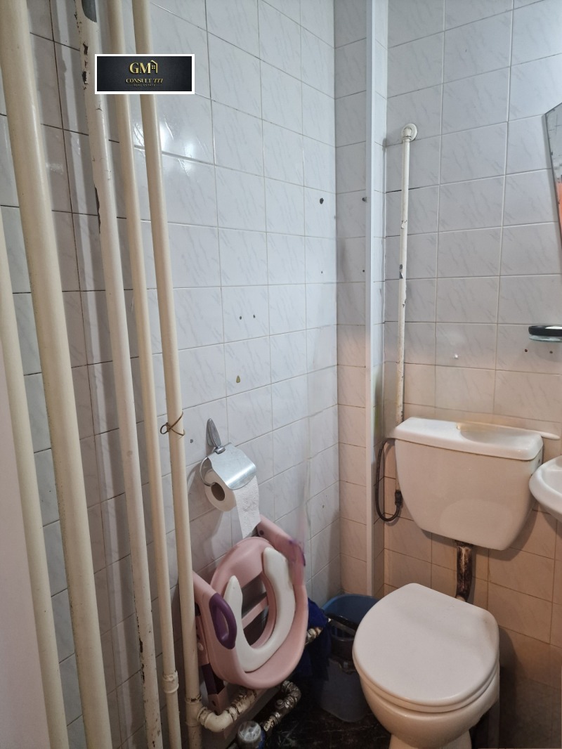 Издаје се  2 спаваће собе Плевен , Сторгозија , 70 м2 | 26080937 - слика [9]