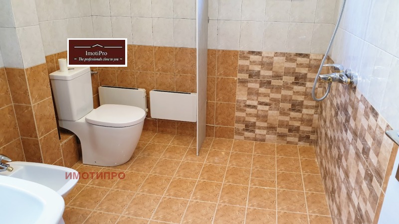 Дава под наем МНОГОСТАЕН, гр. София, Център, снимка 15 - Апартаменти - 52441175