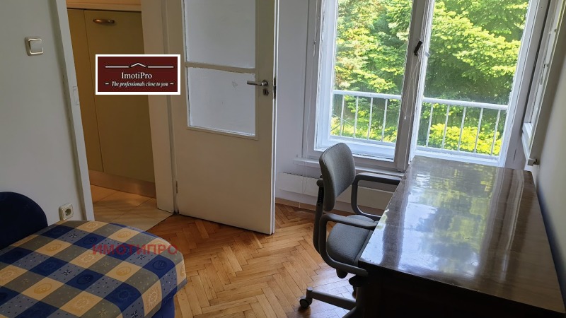 Дава под наем МНОГОСТАЕН, гр. София, Център, снимка 10 - Апартаменти - 52441175