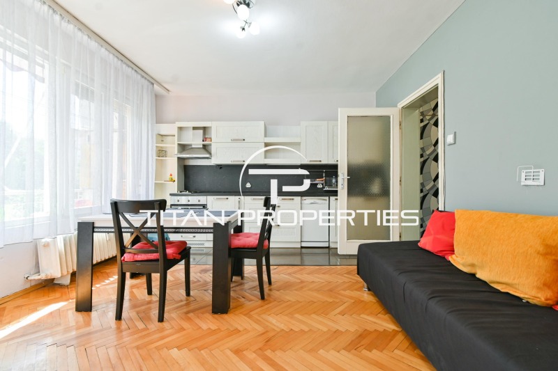 En renta  2 dormitorios Sofia , Tolstoy , 68 metros cuadrados | 63943268