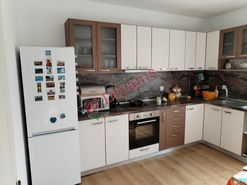 Дава под наем КЪЩА, с. Бураново, област Кюстендил, снимка 7 - Къщи - 53338187