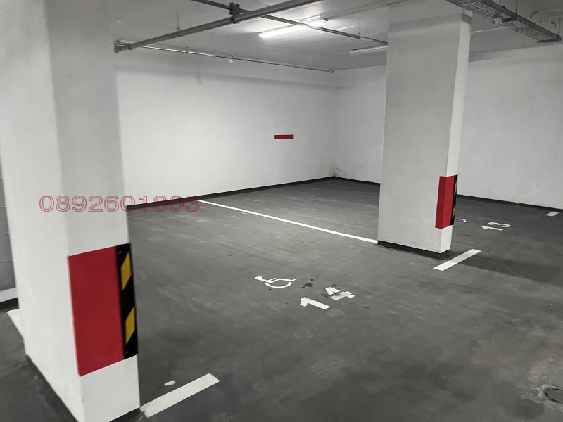 Дава под наем ГАРАЖ, ПАРКОМЯСТО, гр. Варна, Бриз, снимка 3 - Гаражи и паркоместа - 52782136