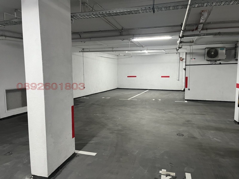 Дава под наем ГАРАЖ, ПАРКОМЯСТО, гр. Варна, Бриз, снимка 7 - Гаражи и паркоместа - 52782136