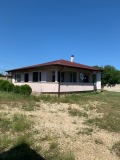 Дава под наем КЪЩА, с. Юнец, област Варна, снимка 3