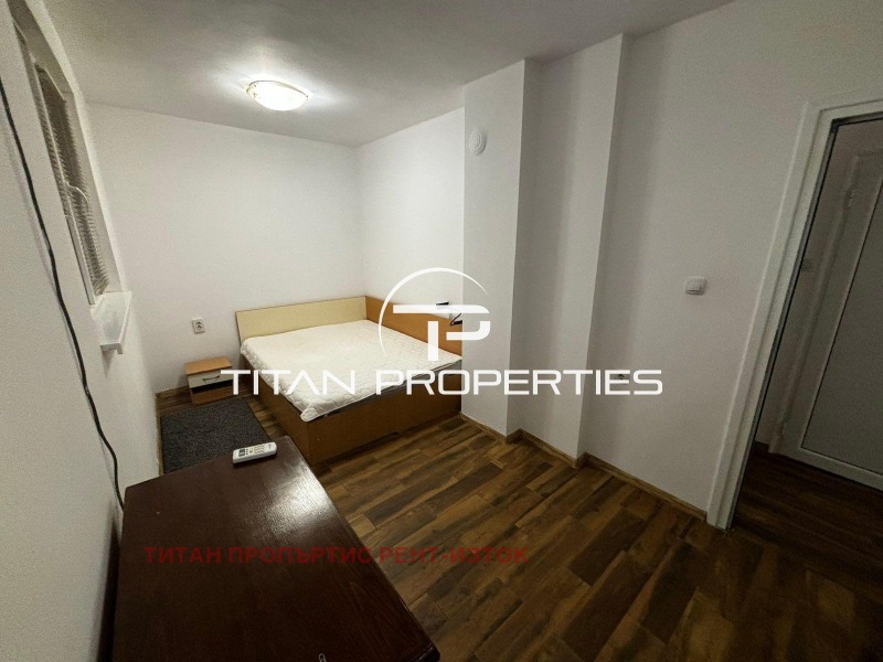 Дава под наем 3-СТАЕН, гр. Бургас, Възраждане, снимка 4 - Апартаменти - 52273259