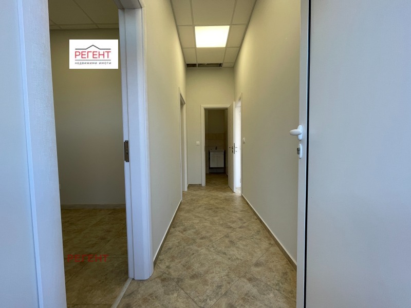 Da affittare  Negozio Gabrovo , Trendafil 1 , 55 mq | 24734187 - Immagine [3]