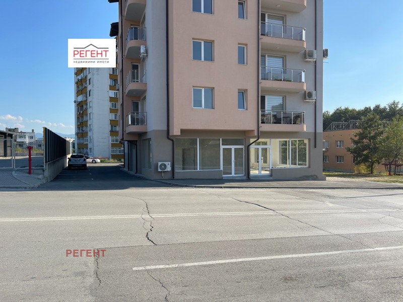 Da affittare  Negozio Gabrovo , Trendafil 1 , 55 mq | 24734187 - Immagine [9]