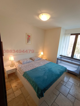 2 slaapkamers Topola, regio Dobritsj 8