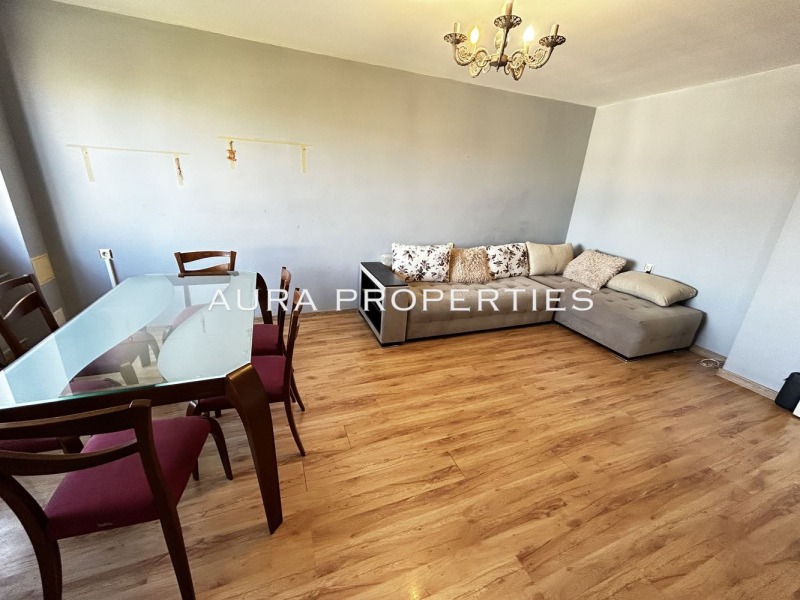 K pronájmu  1 ložnice Razgrad , Centar , 70 m2 | 56392299 - obraz [2]