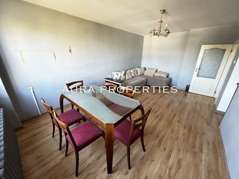 De inchiriat  1 dormitor Razgrad , Țentâr , 70 mp | 56392299 - imagine [4]